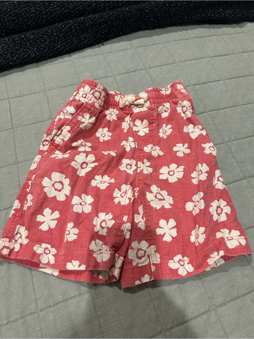 GAP linen cotton blend Hawaiian shorts